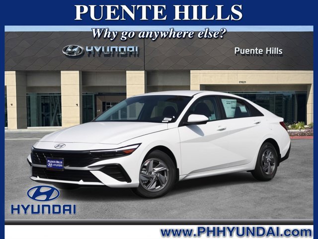 2025 Hyundai Elantra SE